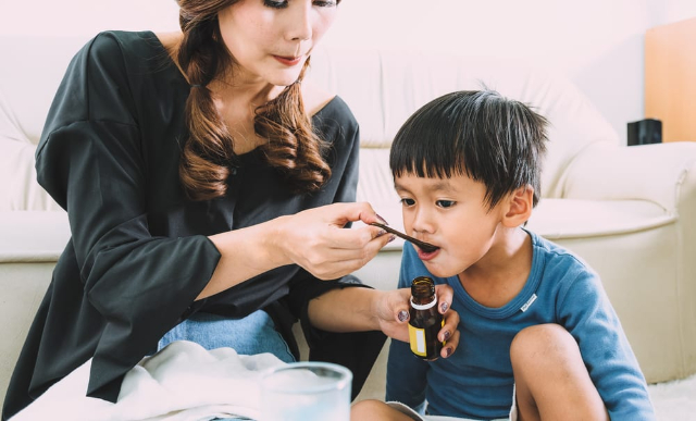 Jangan Panik! Jika Anak Demam Habis Vaksin, Lakukan 5 Hal Ini Ya