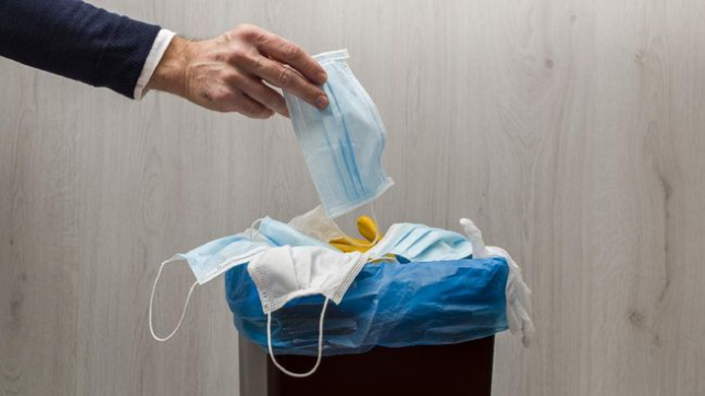 Yuk, Kelola Limbah Masker Bekas Pakai Dengan 5 Tips Ini, Jangan Asal Buang Ya!