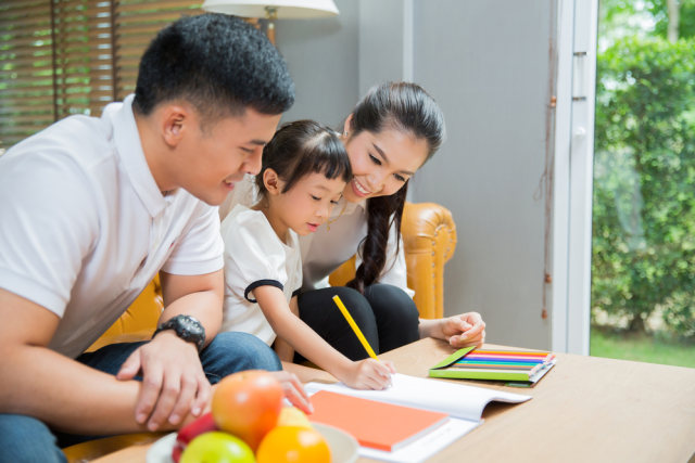 5 Ide Lomba Hari Kemerderkaan Bareng Anak, Bisa Dilakukan Di Rumah Lho