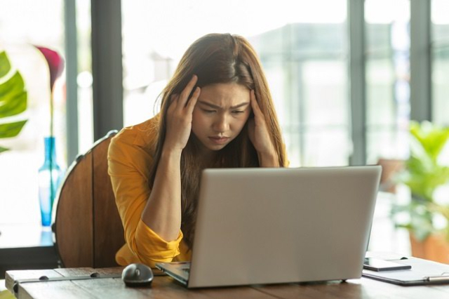 6 Dampak Menjadi Workaholic, Bisa Pengaruhi Kesehatan Tubuh Juga Lho
