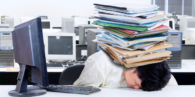6 Dampak Menjadi Workaholic, Bisa Pengaruhi Kesehatan Tubuh Juga Lho
