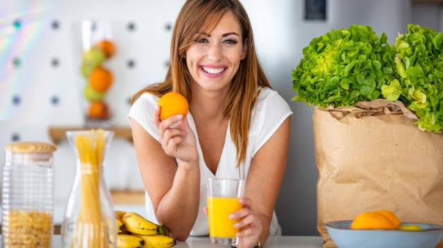 5 Kelebihan Vitamin C 1000 Mg Bentuk Effervescent, Bikin Badan Segar Seharian!