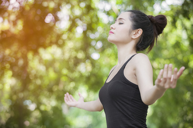Jelang Vaksinasi, Masih Takut Dengan Jarum Suntik? Atasi Dengan 4 Tips Ini!