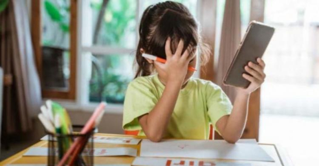 Mendengarkan Lagu Anak-Anak Punya Banyak Manfaat Lho, Apa Saja?