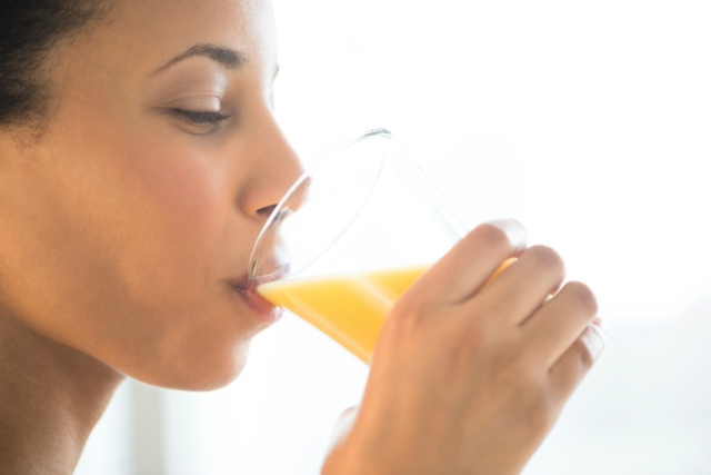 Cara Tepat Konsumsi Vitamin C Tablet, Biar Manfaatnya Makin Terasa