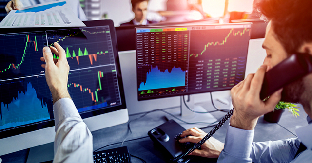 5 Tips Cerdas Belajar Investasi Saham, Tertarik Mencobanya?