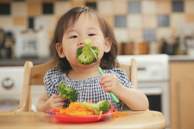 5 Cara Memilih Suplemen Vitamin Anak, Wajib Diperhatikan!