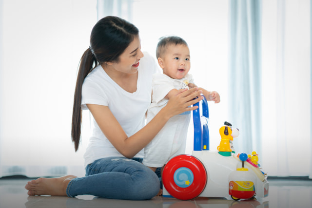 6 Tips Jalani WFH Bagi Ibu Setelah Kehadiran Buah Hati