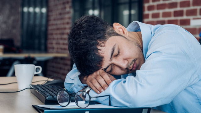 Pekerja Shift Malam! Lakukan 5 Tips Ini Biar Kesehatan Tubuh Tetap Terjaga