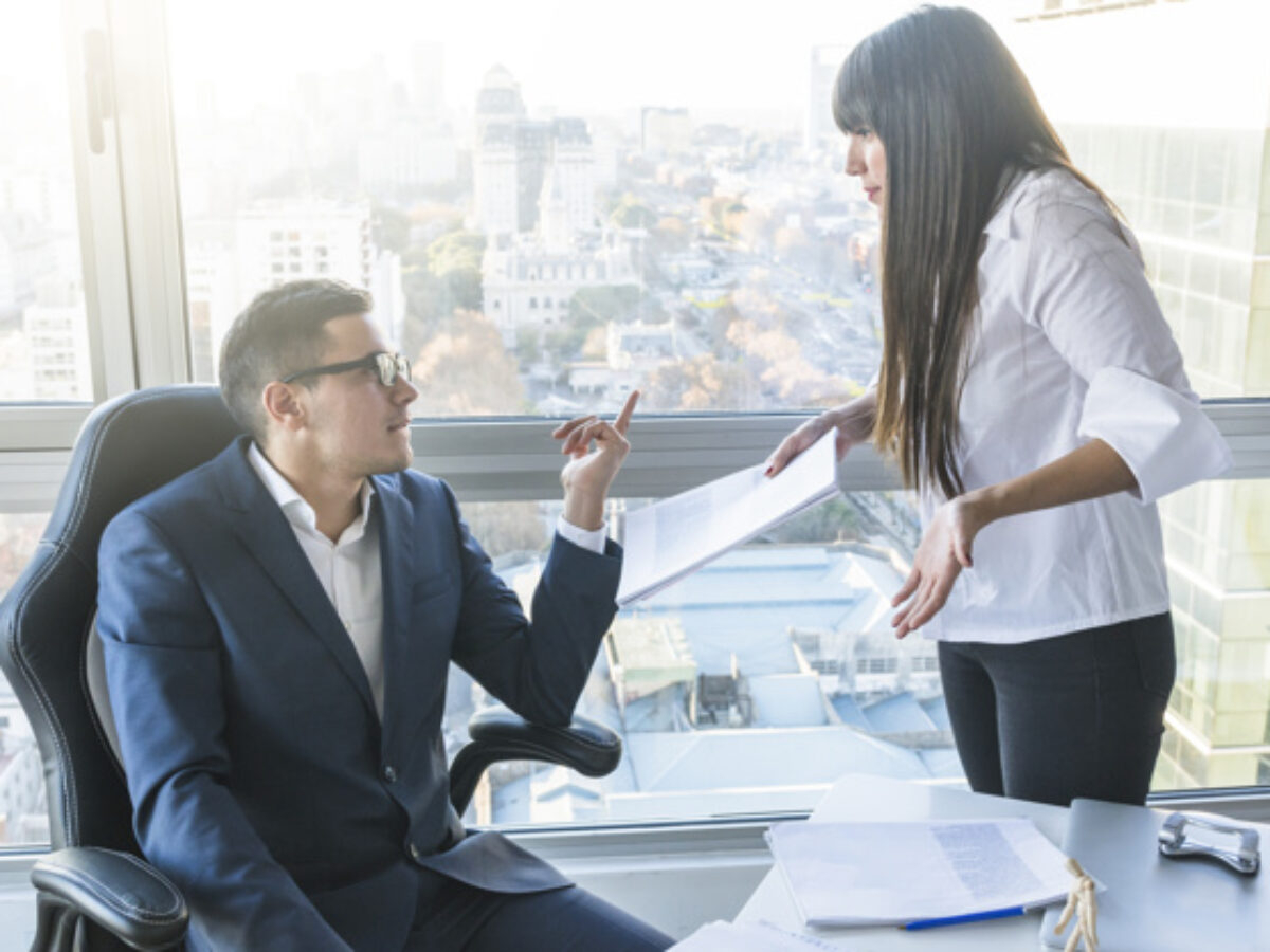 Cara Mengatasi Konflik dengan Atasan
