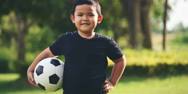 6 Tips Membatasi Screen Time, Biar Anak Tak Kecanduan Gadget