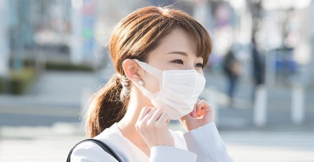 Sudah Boleh Lepas Masker di Luar Ruangan, Tapi Tetap Waspadai Hal Ini!