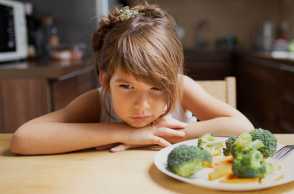 Anak Picky Eater Bisa Kekurangan Nutrisi, Perhatikan 5 Tanda Ini!