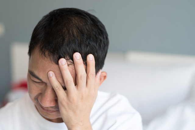 5 Tipe Sakit Kepala yang Kerap Dialami, Redakan dengan Istirahat Cukup!