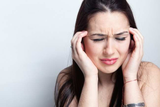 5 Tipe Sakit Kepala yang Kerap Dialami, Redakan dengan Istirahat Cukup!