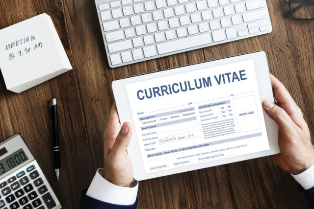 Deretan Trik Membuat CV Fresh Graduate, Bikin Makin Dilirik Perusahaan!