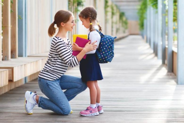 5 Cara Melatih Empati Anak, Lakukan Sejak Usia Dini