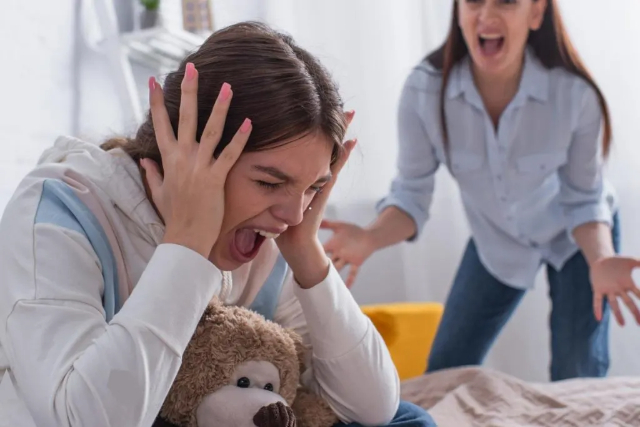 Deretan Ciri-ciri Toxic Parents, Berdampak Buruk pada Mental Anak