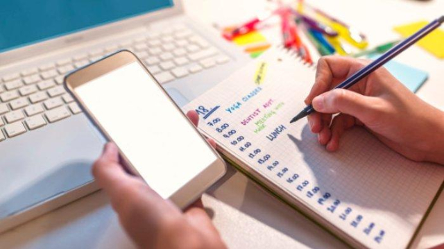 7 Tips Meringankan Beban Kerja, Bantu Kurangi Rasa Tertekan!