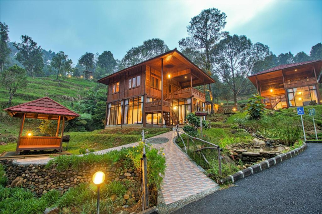 5 Rekomendasi Glamping di Bogor yang Bikin Betah!