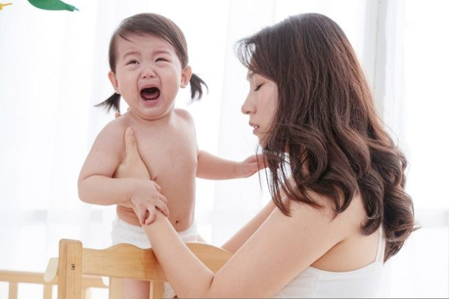 Pusing Anak Rewel Terus? Ini Penyebab dan Cara Atasinya!