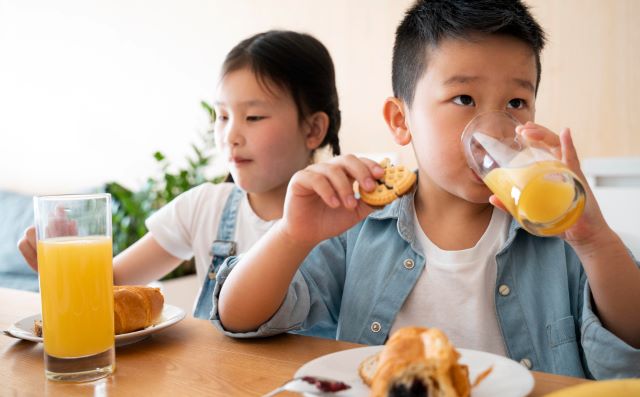 Cermati Daftar Dosis Vitamin C Anak Sesuai Usia dan Tipsnya