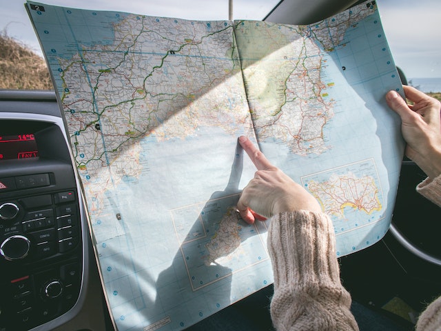 4 Manfaat Road Trip dan Tips Penting Mempersiapkannya