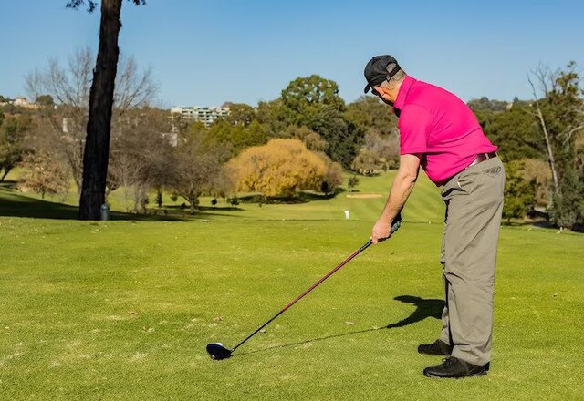 6 Manfaat Olahraga Golf bagi Kesehatan Lansia, Sudah Tahu?