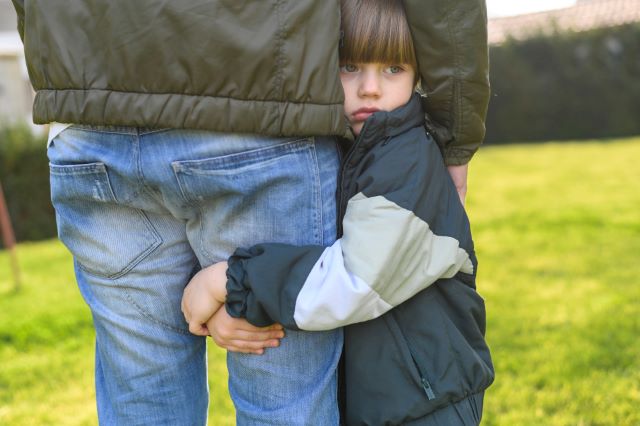 Helicopter Parenting: Dampak & agar Tak Terjebak Di dalamnya