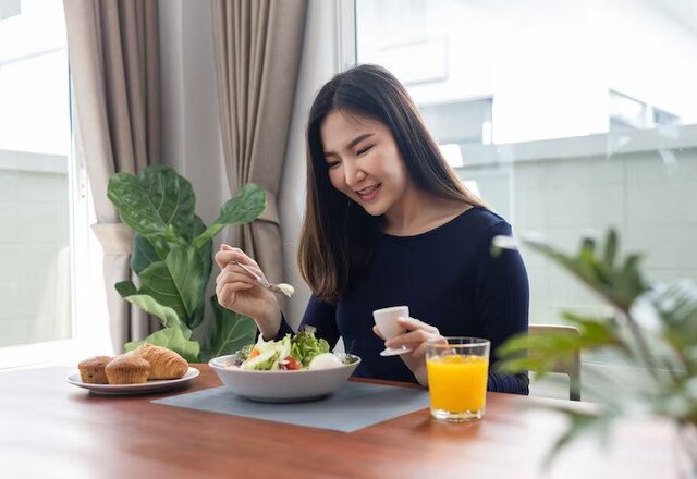 Kurang Vit C Sebabkan Sakit Kepala Tegang? Hoax atau Fakta?