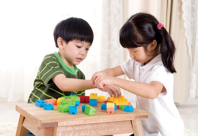 7 Permainan Ini Bantu Optimalkan Motorik Halus Anak Lho!